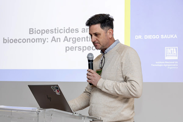 Biopesticidas: para el INTA falta colaboración entre privados y científicos